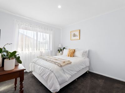 4 / 11 Eric Fenning Drive, Surf Beach