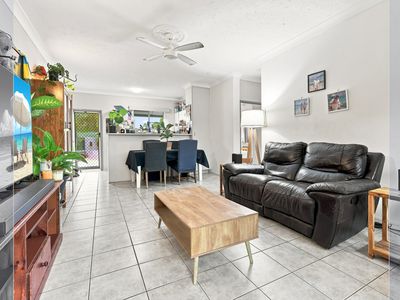 24 / 17A-17B Upward Street, Cairns City