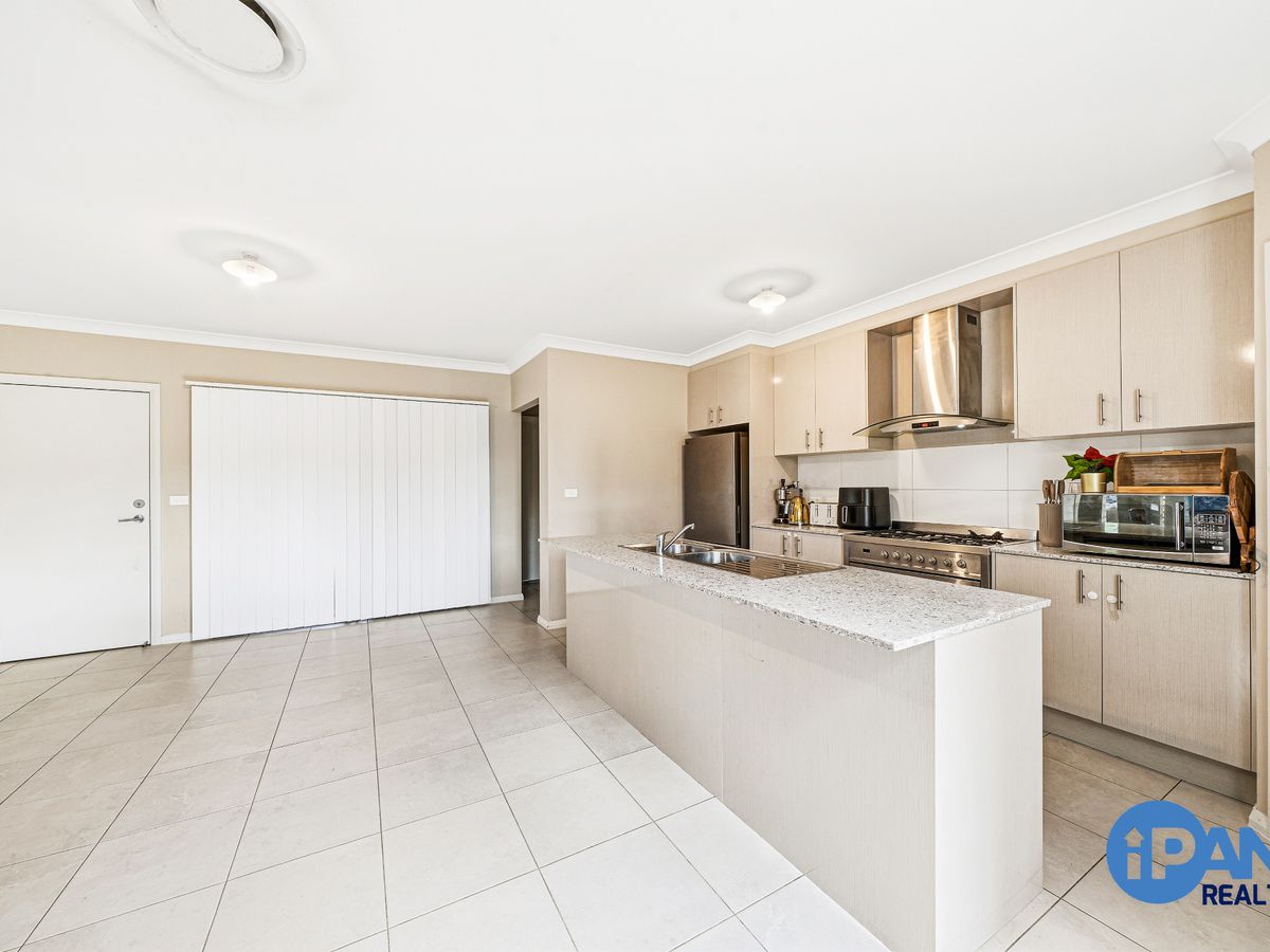 90 Longhurst Street, Oran Park