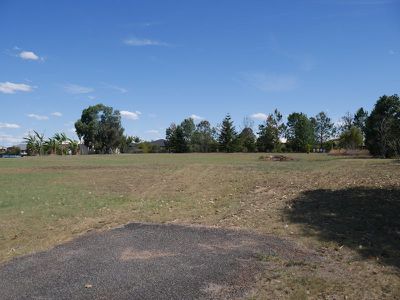 60 Macaulay Drive, Booie