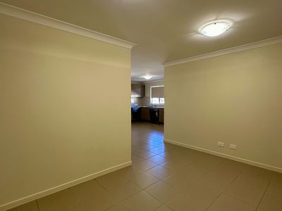 1 / 13 Glenwoods Dr, Glenvale