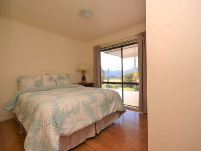 67 St Bernard Drive , Tawonga South