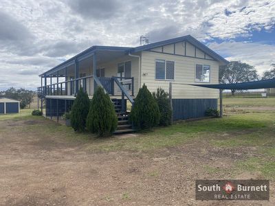 8 Rippingale Street, Moffatdale