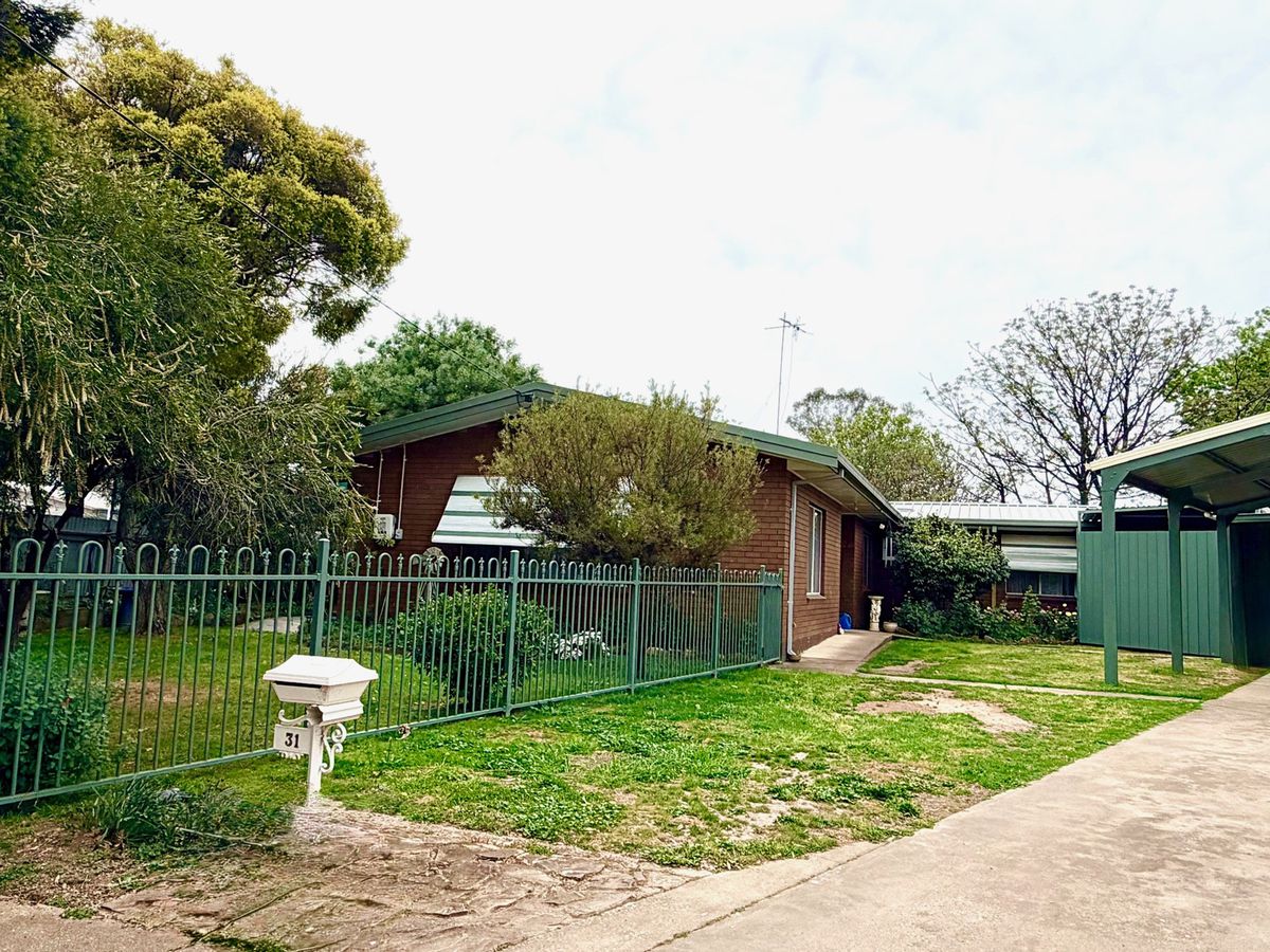 31 Helms Court, Benalla