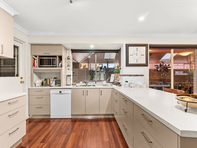 12 Carpenteria Crescent, Kenwick