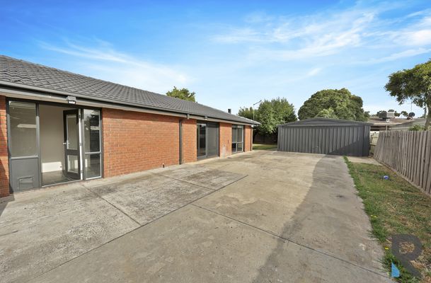 80 Mitford Crescent, Craigieburn