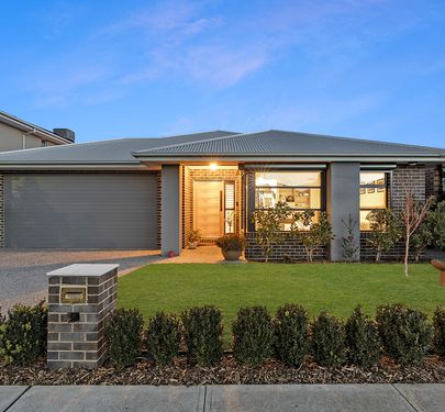5 Rural Road, Officer South