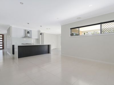 4 MCDOUGALL GROVE, Wodonga