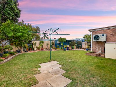 19 Conway Loop, Waikiki