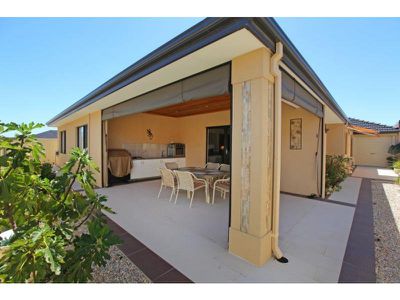 14 Malachite Avenue, Southern River