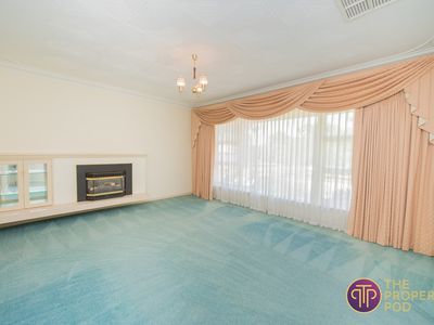 18 Massey Way, Rossmoyne