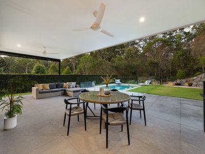 135 Kingfisher Crescent, Palmview