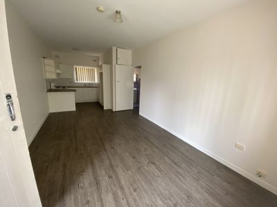 6 / 18 Church Street, Wollongong
