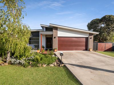 18 Marshall Crescent, Heathcote