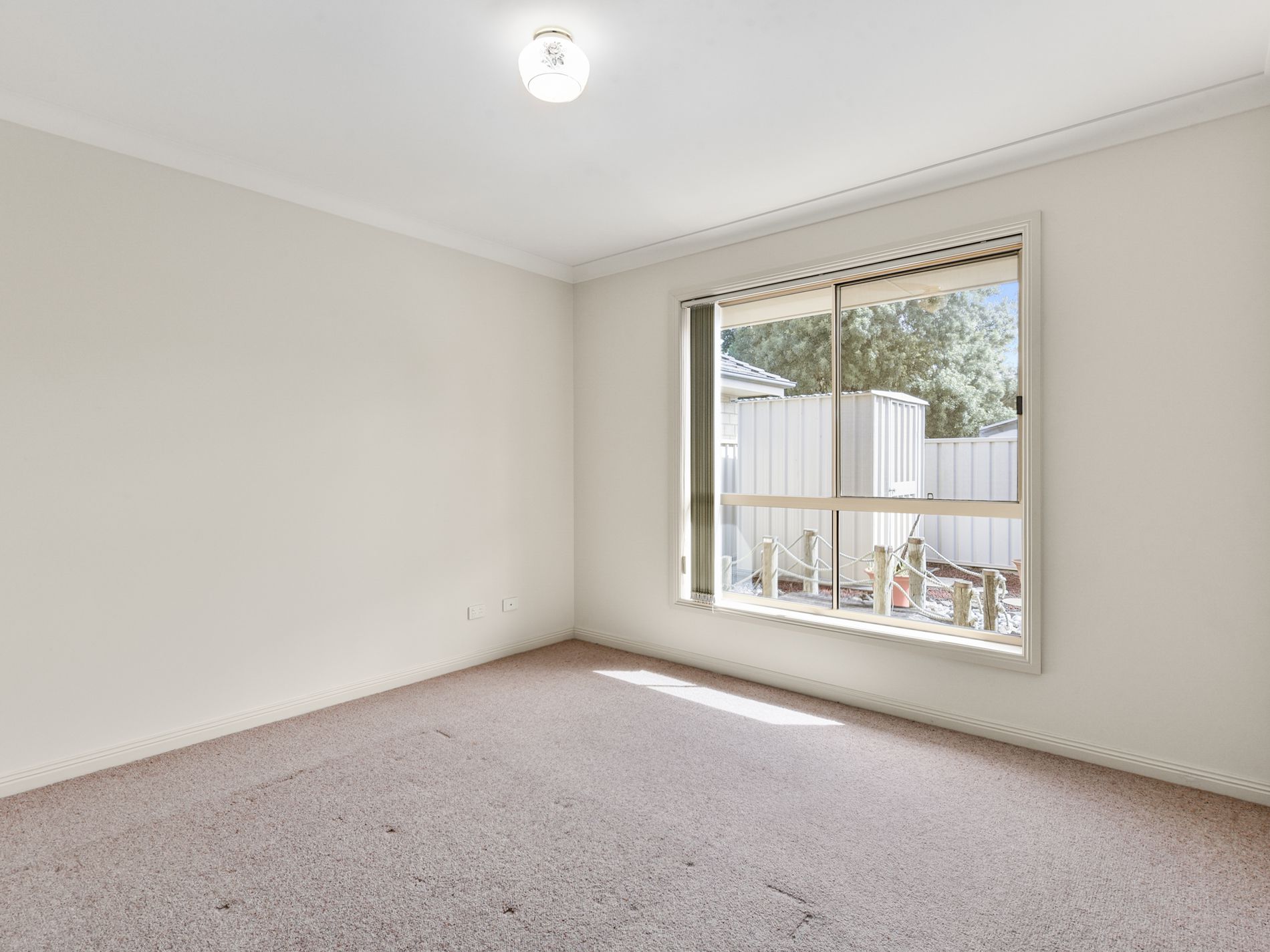 13 / 27 Short Street, Millicent
