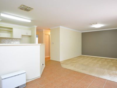 17 / 10 Great Eastern Highway, Somerville