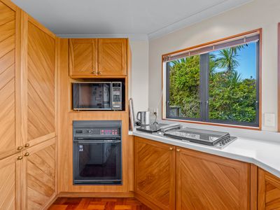 1/62 Beach Road, Castor Bay