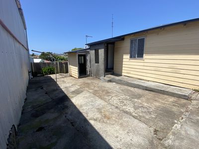 2 Fifth Avenue, Port Kembla