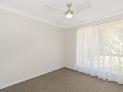 4 Gembrook Court, Parkwood