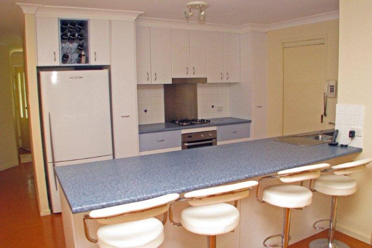 7 Lamont Close, Green Point