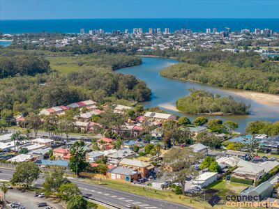 6 / 33 Tallebudgera Creek Road, Burleigh Heads