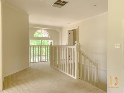 3 Saint Claire Walk, Doncaster East