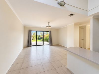 75 Westmeadows Lane, Truganina