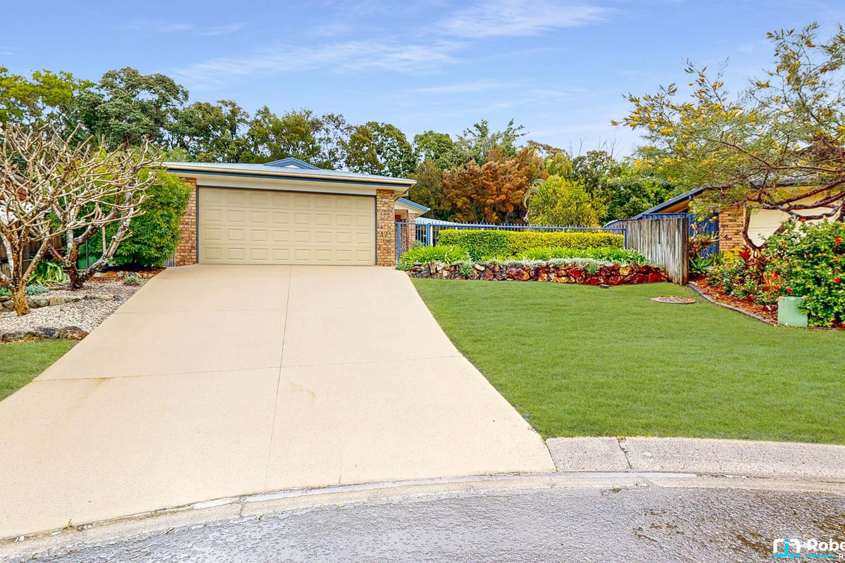 11 Hoylake Court, Tewantin