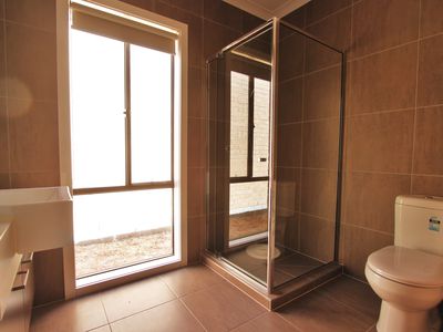 21 St Gwinear Lane, Cranbourne North