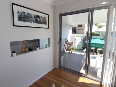2 / 1 Bakara Court, Forster