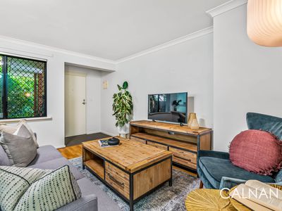 2 / 2 Cambey Way, Brentwood