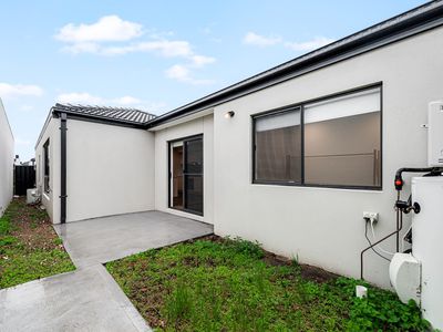 28 Spector Walk, Werribee