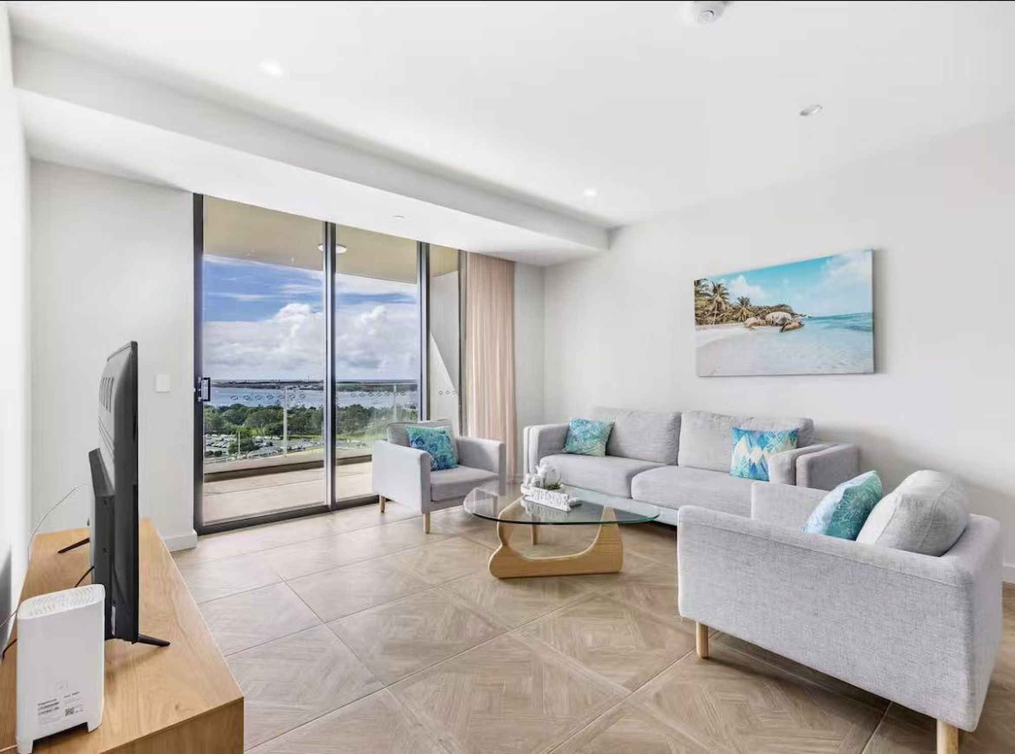 903 / 24 Queen Street, Southport