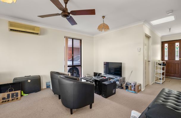 12 / 6 Ashford Avenue, Rockingham