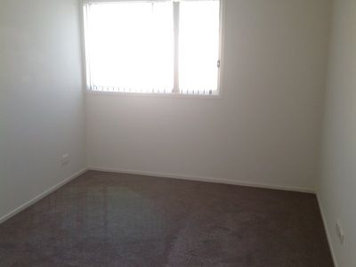 11 / 76 Essex Street, Berkeley