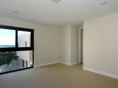 2/8 Sorrento Street, North Beach