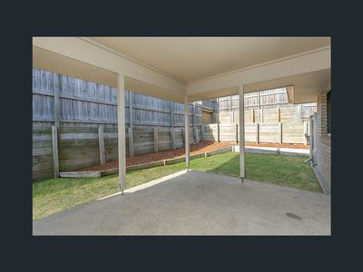 35A PERDITA STREET, Bellbird Park