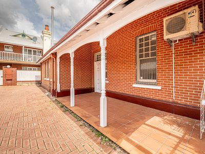 6 / 115 Brisbane Street, Perth