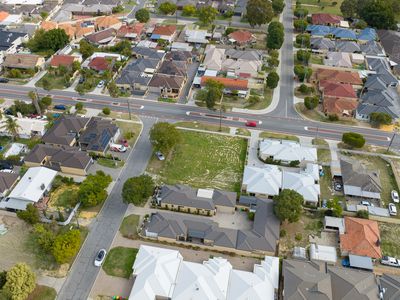 28 Stroughton Road, Westminster