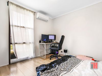 48 Woodburn Crescent, Meadow Heights