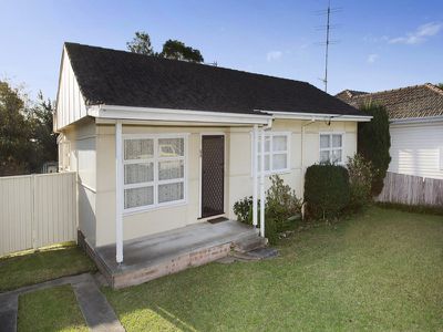 65 Lake Entrance Road, Oak Flats