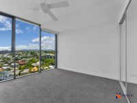 1707 / 10 Trinity Street, Fortitude Valley
