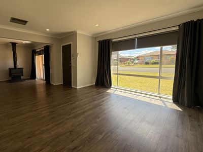 2 Clematis Street, Forbes