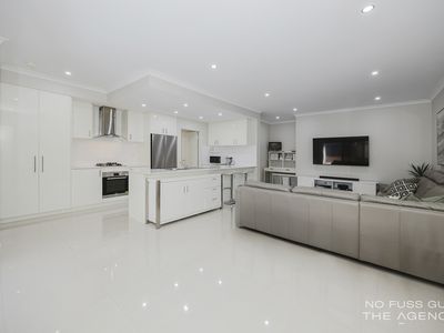 1 / 48 Kembla Circle, Madeley