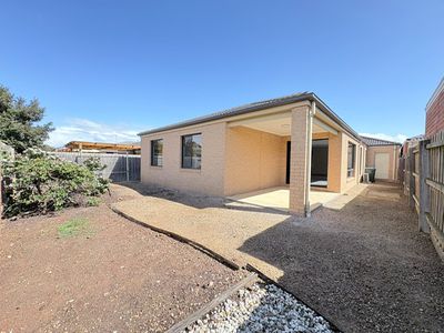 14 Ducane Street, Wyndham Vale
