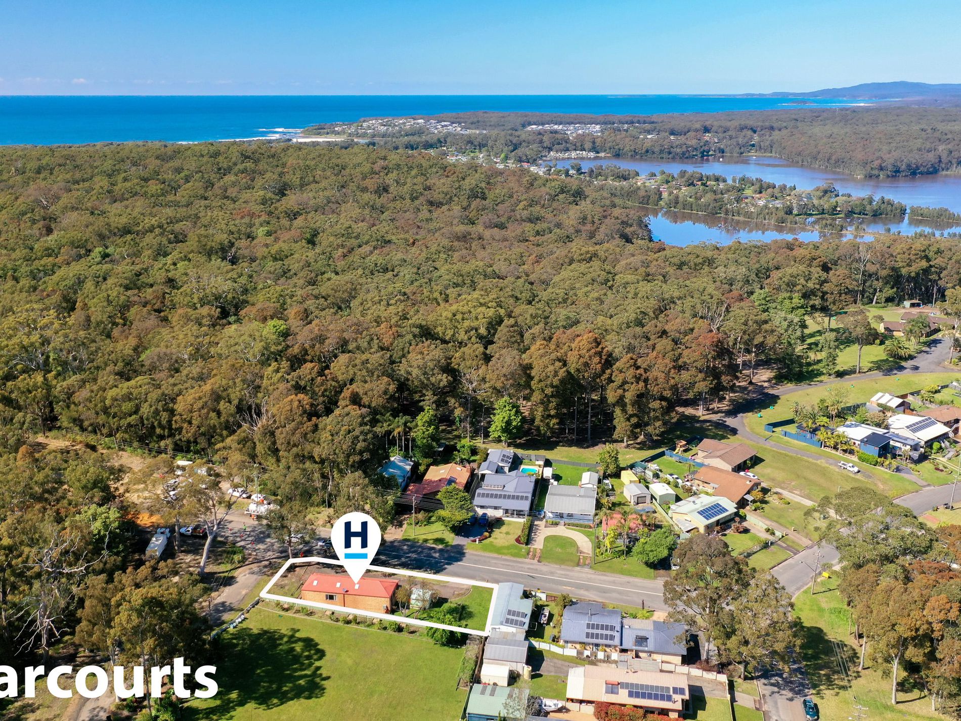 89 Kings Point Drive, Kings Point