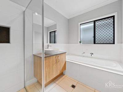 7 Sonoma drive, Holmview