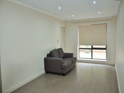 2 / 36 Rose, Brunswick