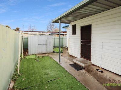 1 / 6 John Street, Horsham