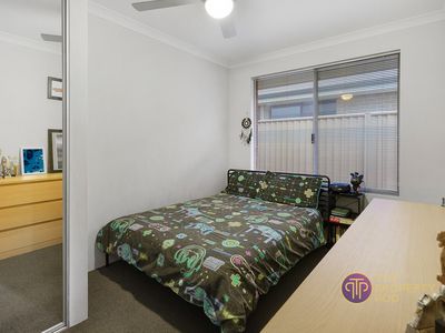 8 Azima Street, Southern River